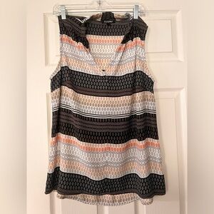 Adorable women’s blouse, Roz & Ali size large